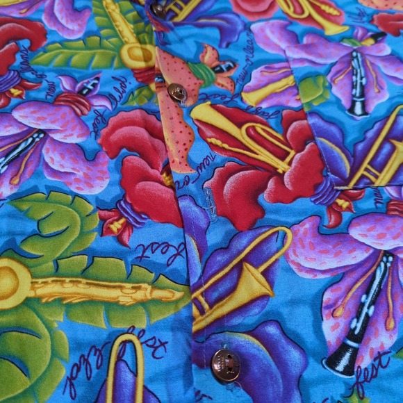 Bayou Wear Hawaiian Shirt Men's M Short Sleeve Jazz Fest Missing Button - Picture 7 of 10